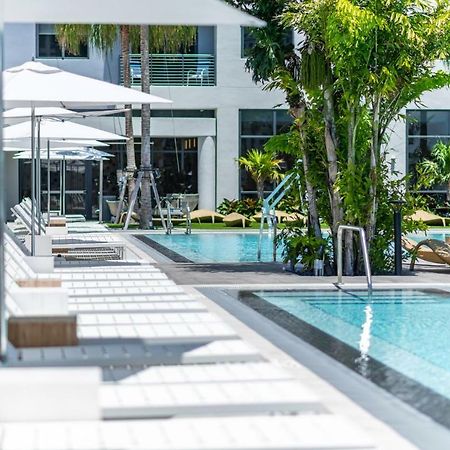 Bluebird Suites Downtown/Brickell Doral Esterno foto