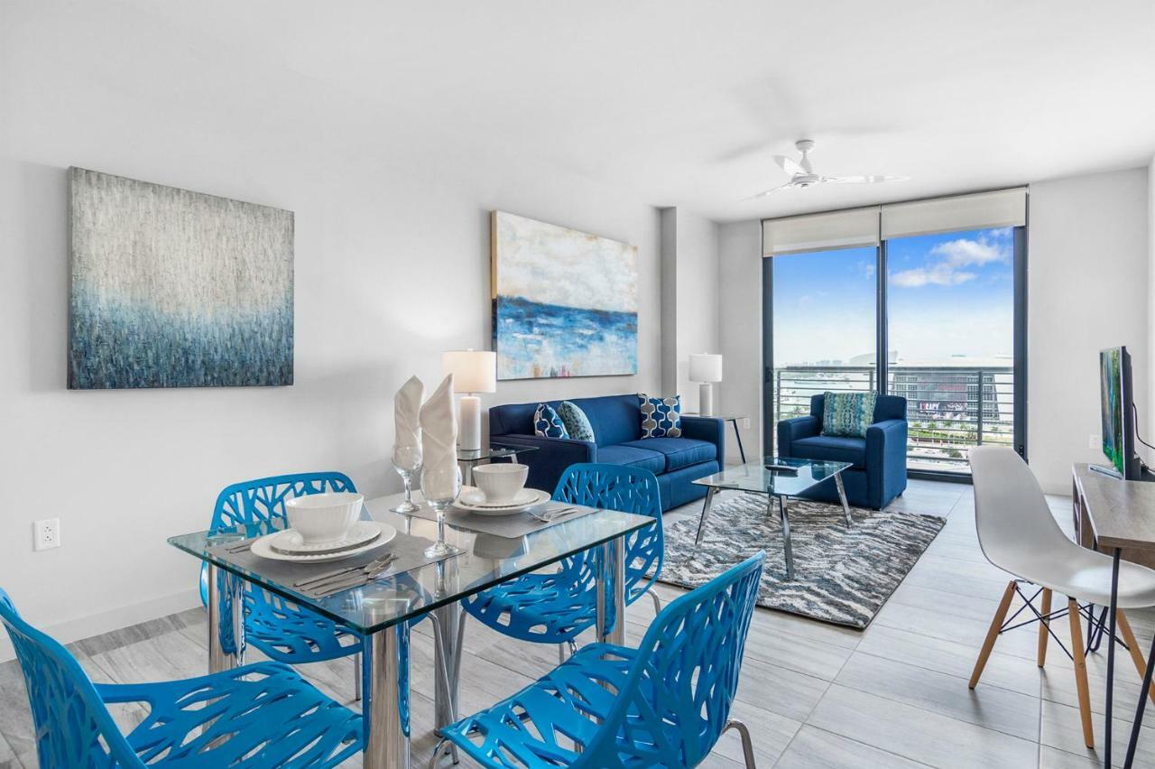Bluebird Suites Downtown/Brickell Doral Esterno foto