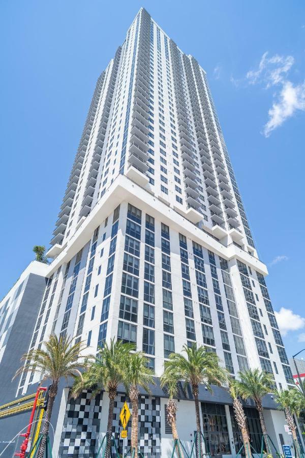 Bluebird Suites Downtown/Brickell Doral Esterno foto